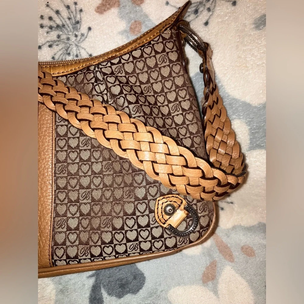 Brighton Heart Shoulder Bag - Picture 5 of 7